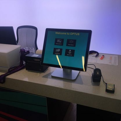 INDT190 19" Touchscreen Corporate Visitor Management Optus